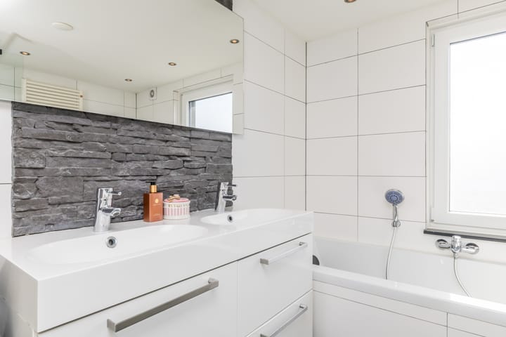 Foto 19 van Dr. Poelsstraat 11