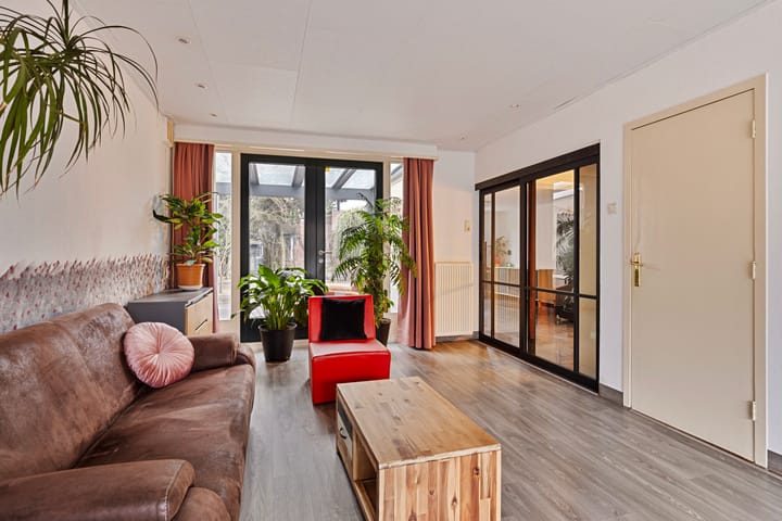 Foto 2 van Castorweg 94