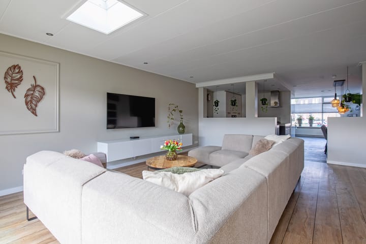 Foto 8 van Molenstraat 75