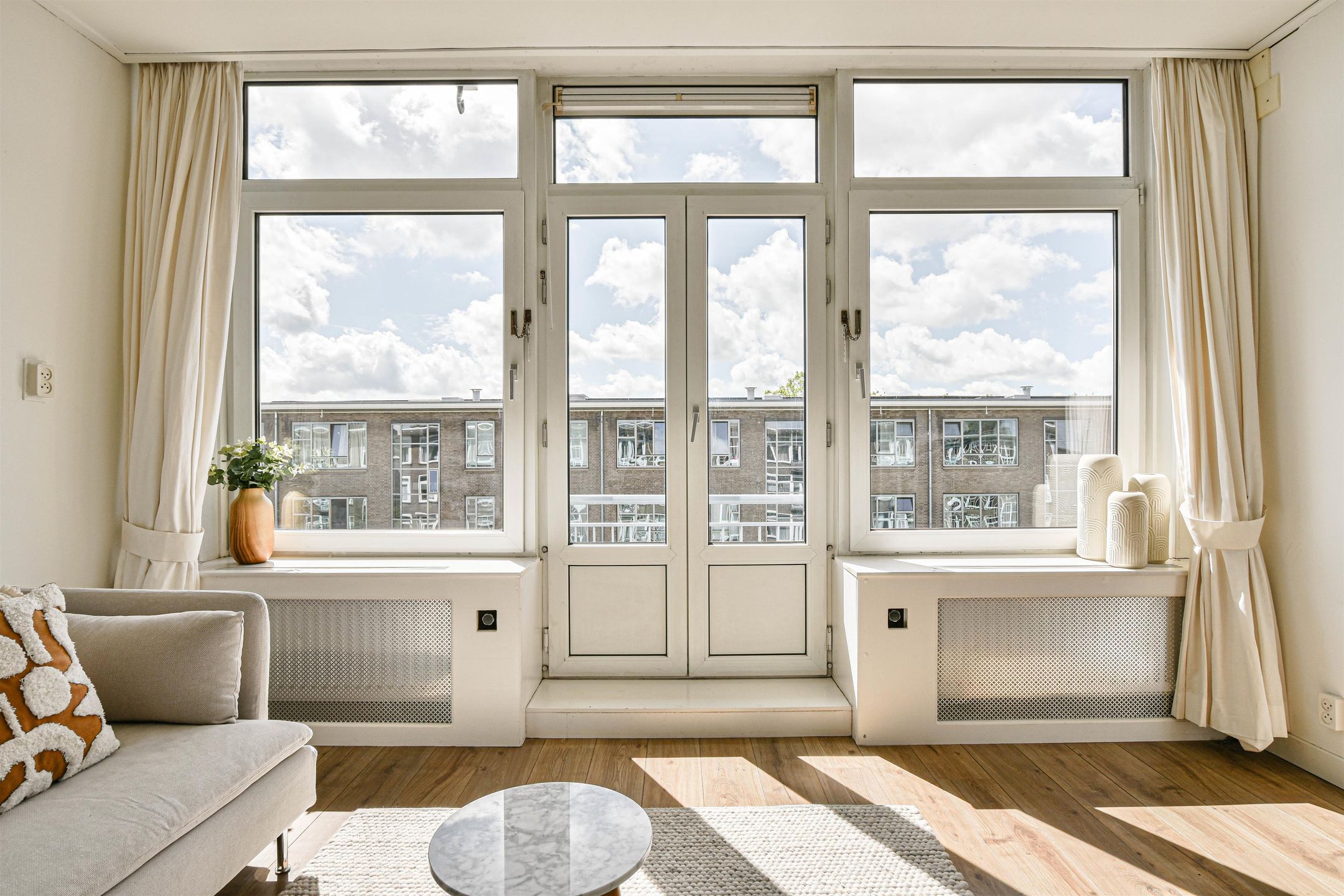 Foto 9 van Charlotte de Bourbonstraat 35-3