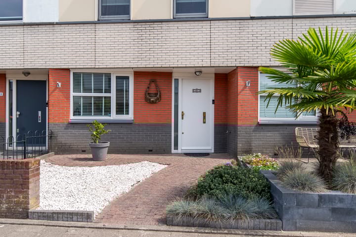 Foto 2 van Meivlinderstraat 8