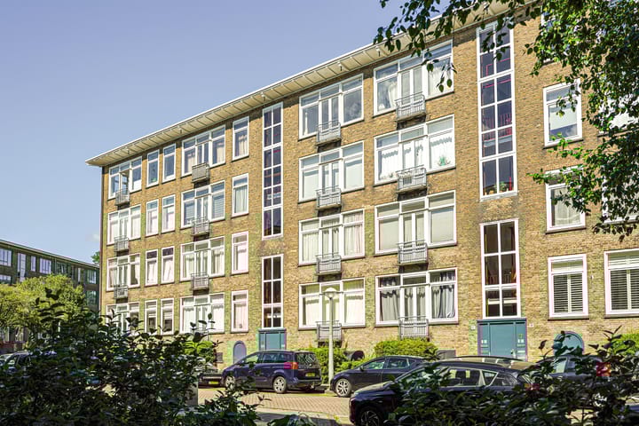 Foto 2 van Charlotte de Bourbonstraat 35-3