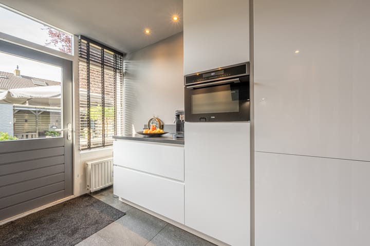 Photo 14 of Ridder van Dorplaan 46