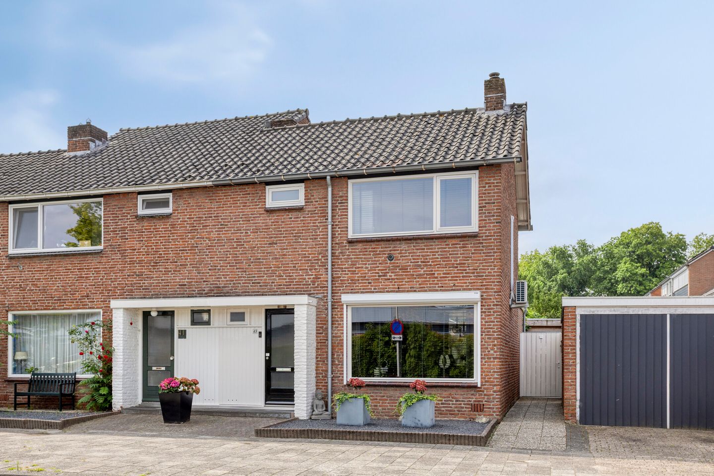 Foto 1 van Rijnstraat 43