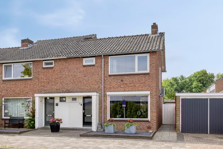 Foto 1 van Rijnstraat 43