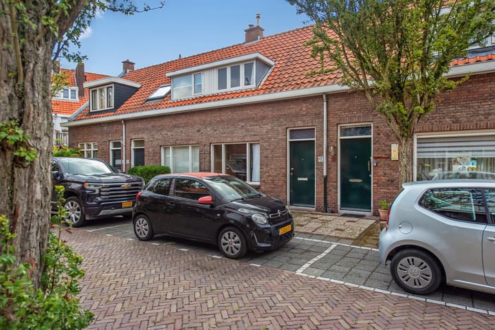 Carel Nakkenstraat 10