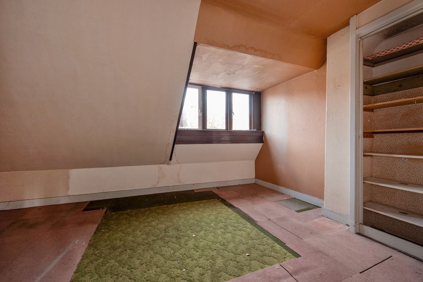 Foto 19 van Carel Nakkenstraat 10