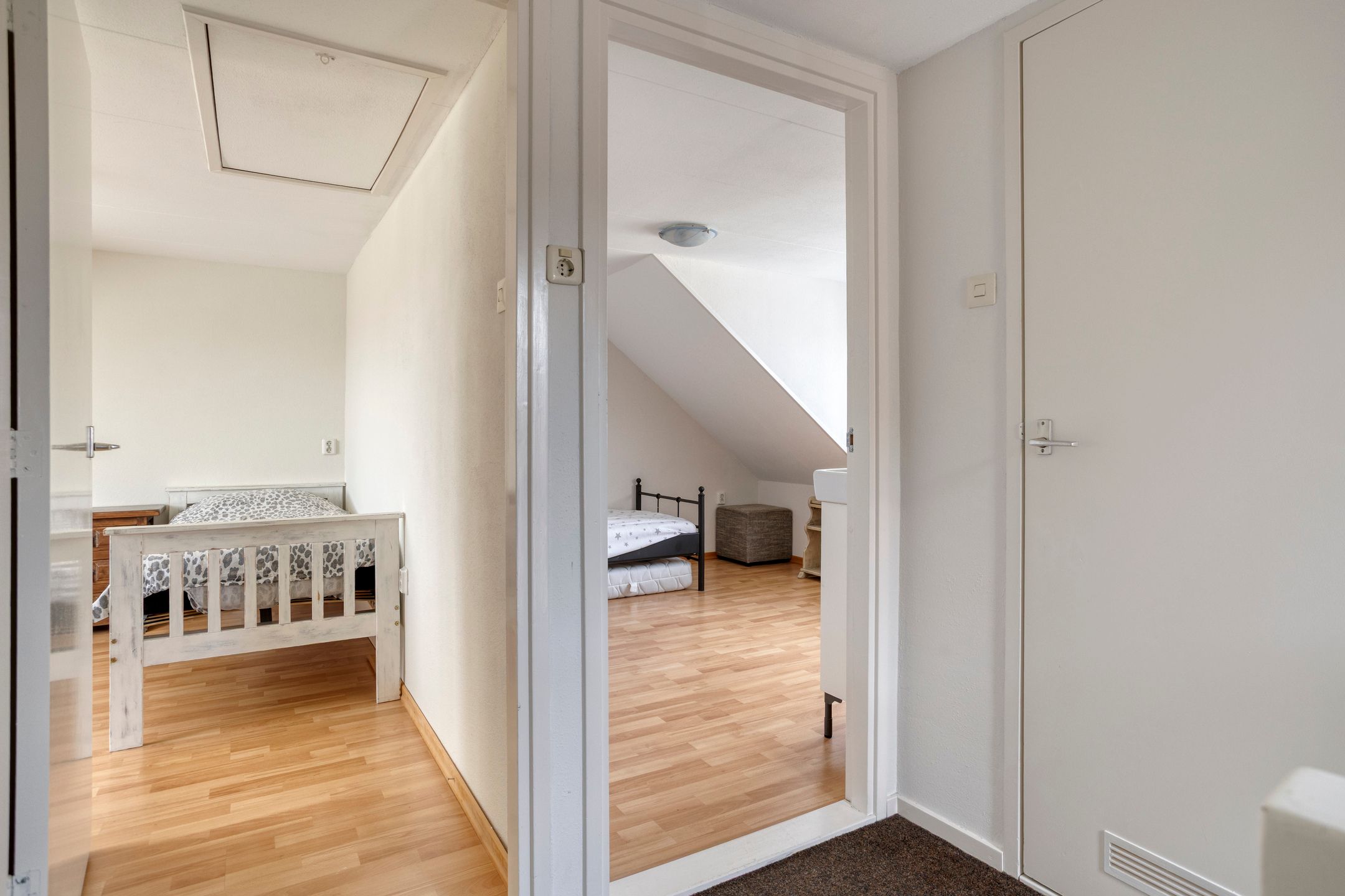 Foto 24 van Rousseaustraat 12