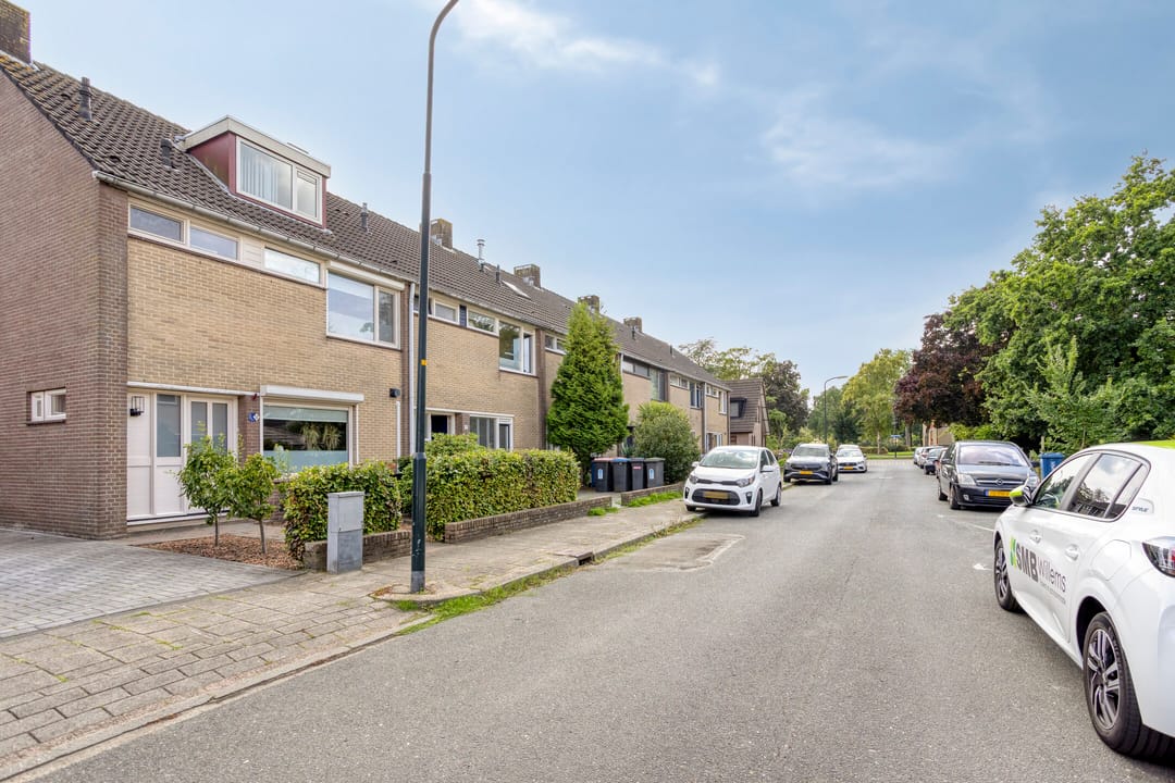 Foto 41 van Rousseaustraat 12