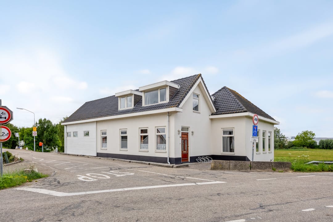 Foto 1 van Wieldrechtse Zeedijk 43