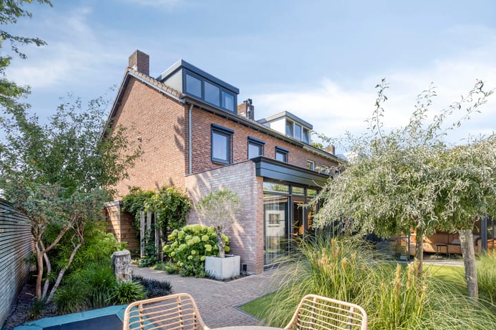 Foto 46 van Bredestraat 10