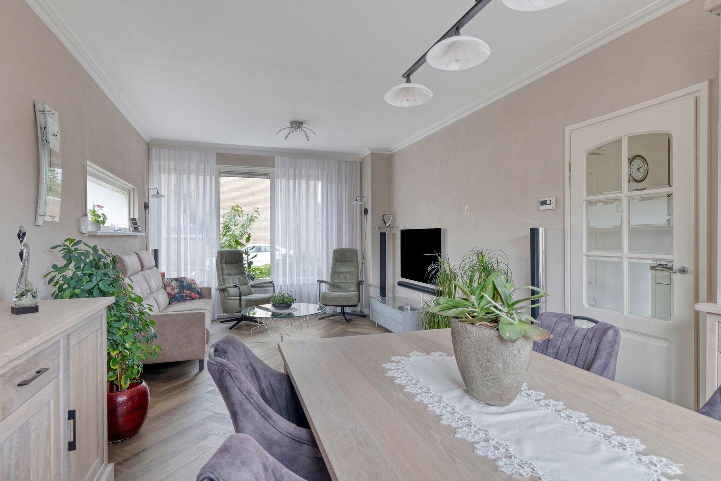 Foto 10 van Klooslaan 15