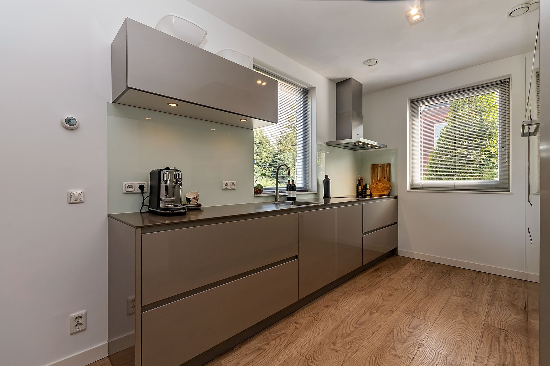 Foto 9 van Houtwolstraat 2