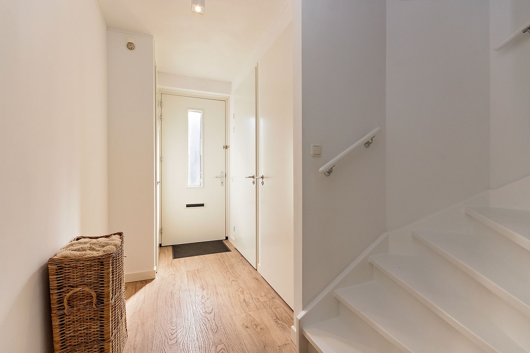 Foto 12 van Houtwolstraat 2