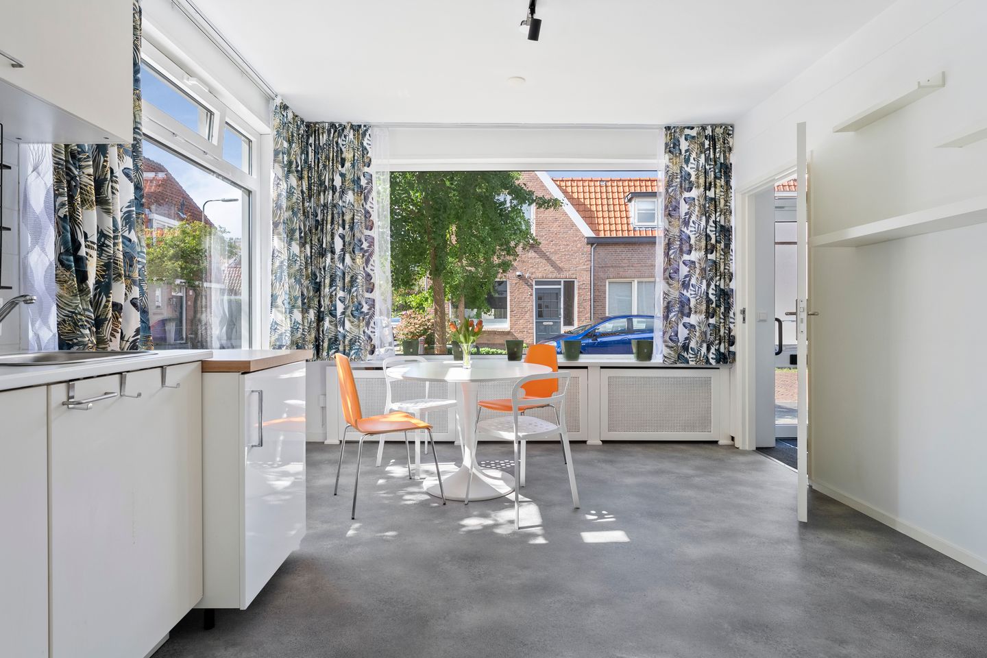 Photo 4 of Borneostraat 23