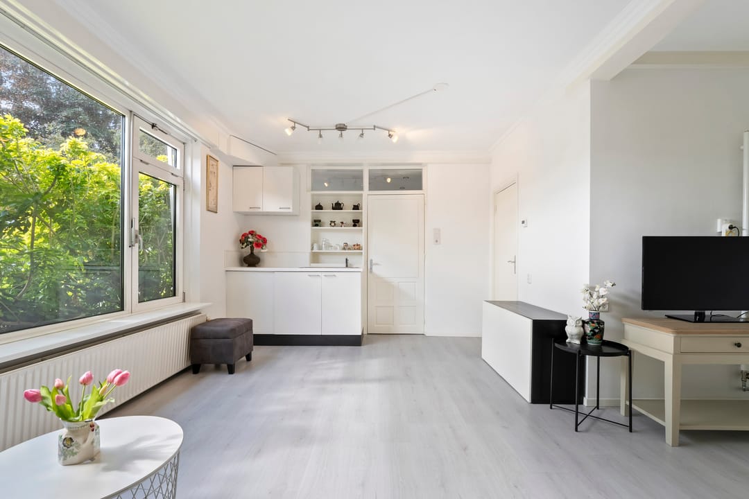 Photo 11 of Borneostraat 23