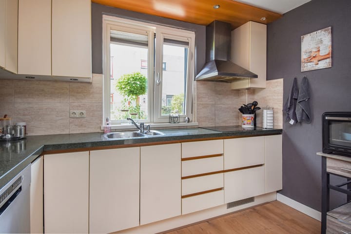 Foto 10 van Kanariegeel 21