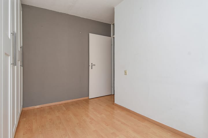 Foto 23 van Kanariegeel 21