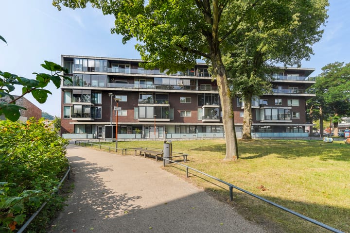 Foto 3 van Banier 72