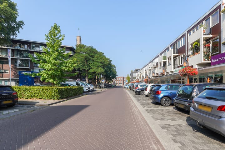 Foto 7 van Banier 72