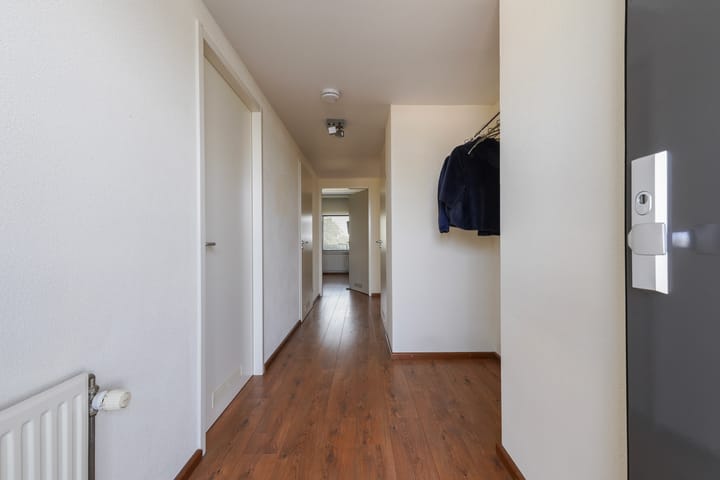 Foto 17 van Banier 72