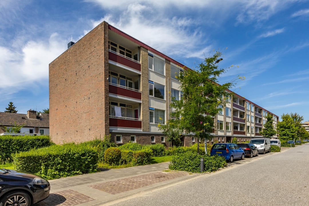 Foto 8 van Plutolaan 70