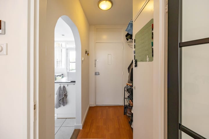 Foto 14 van Plutolaan 70