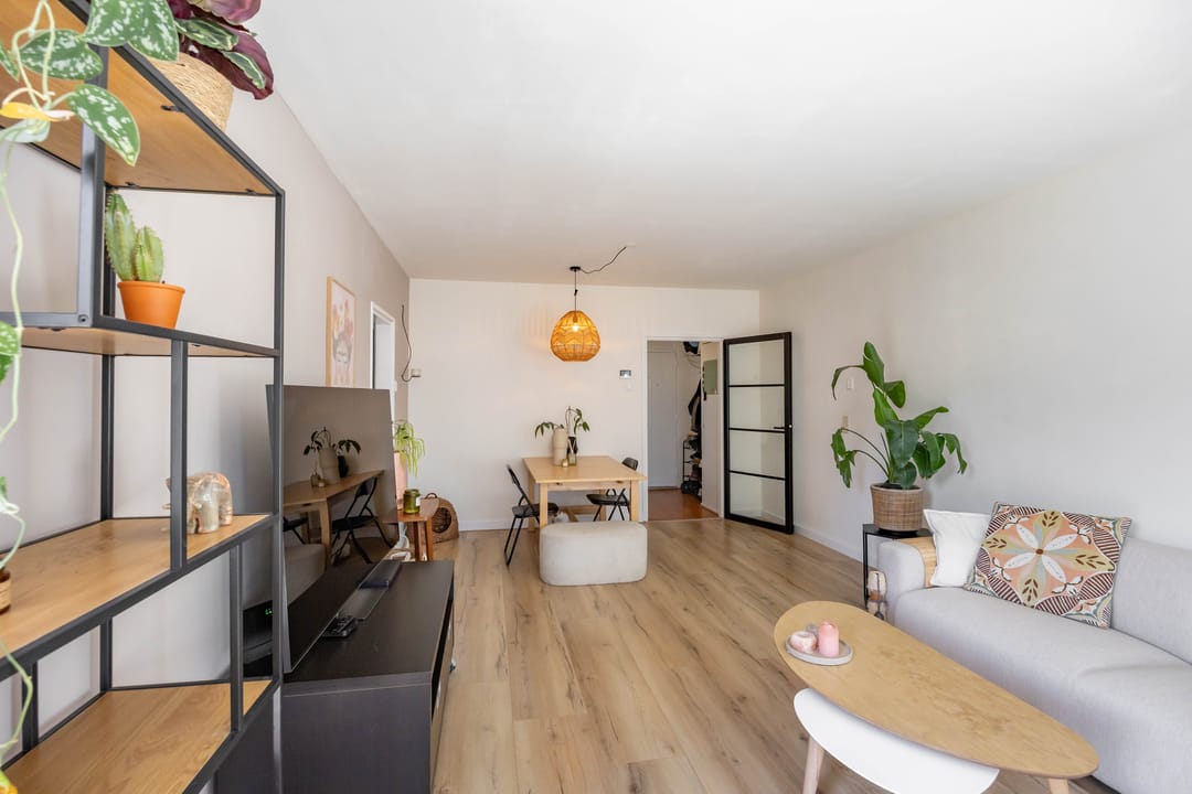 Foto 23 van Plutolaan 70