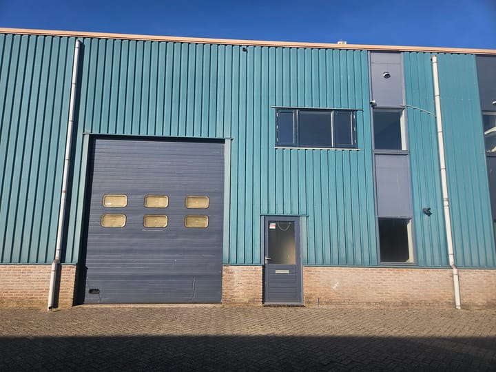 De Veken 122-d, Opmeer