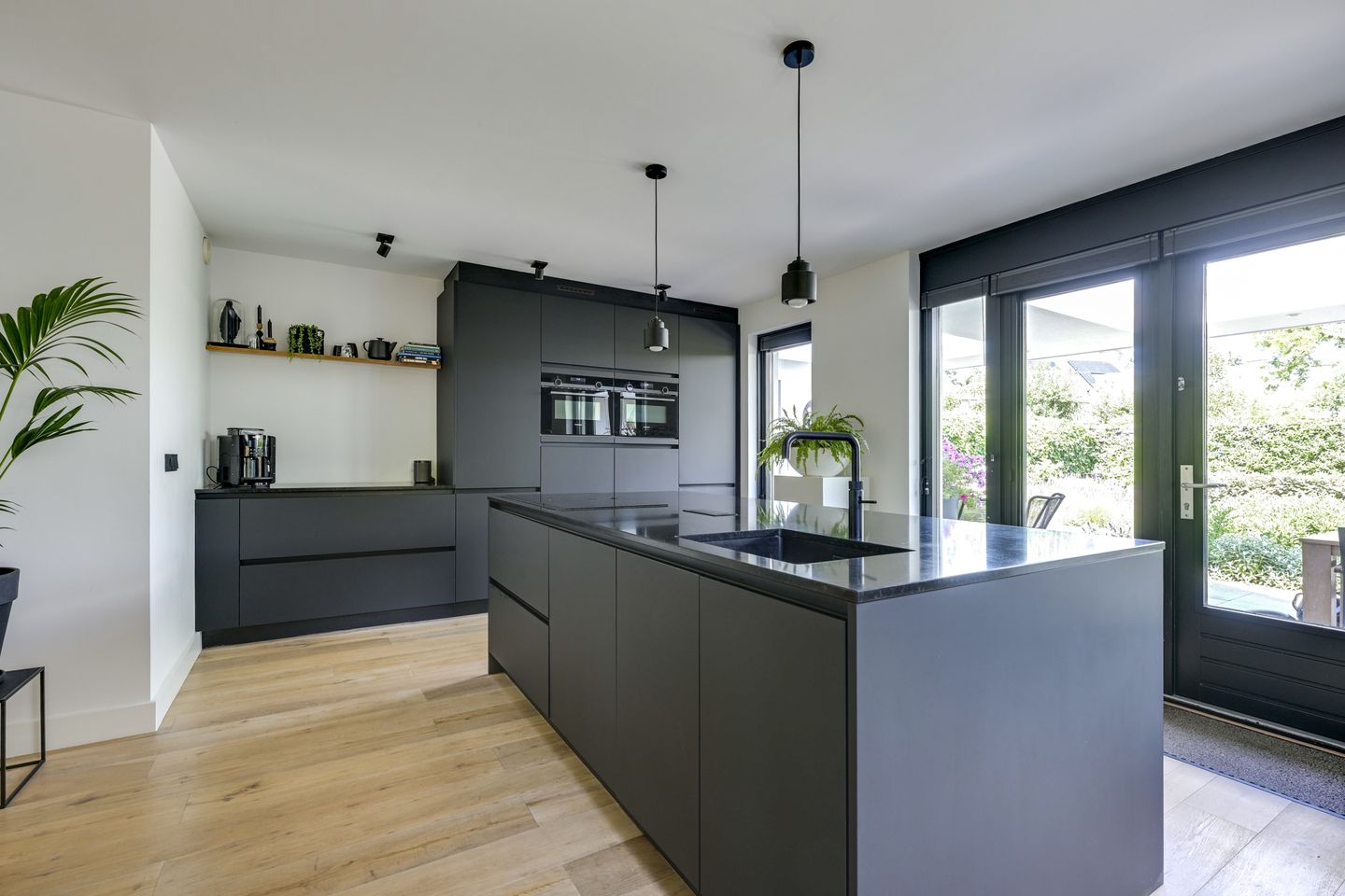 Foto 14 van Stationserf 4