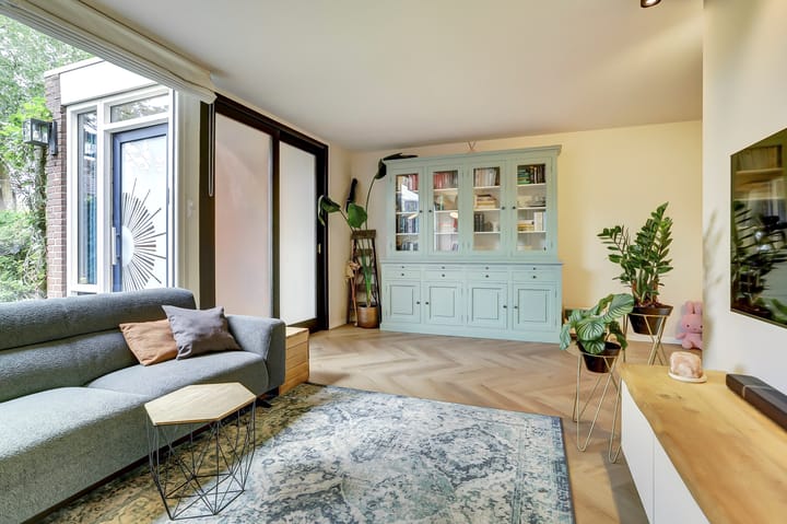 Photo 8 of Lodewijk van Deyssellaan 17