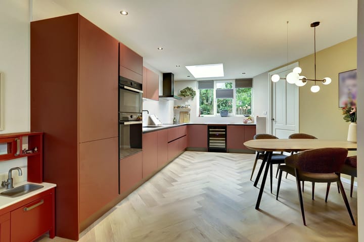 Photo 12 of Lodewijk van Deyssellaan 17