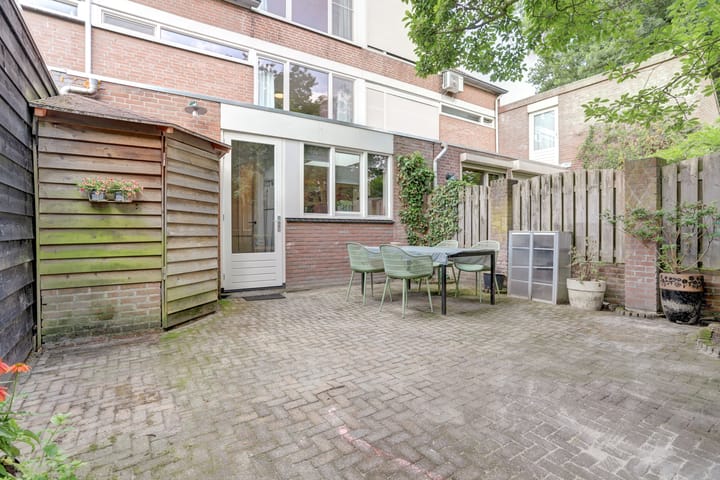 Photo 39 of Lodewijk van Deyssellaan 17
