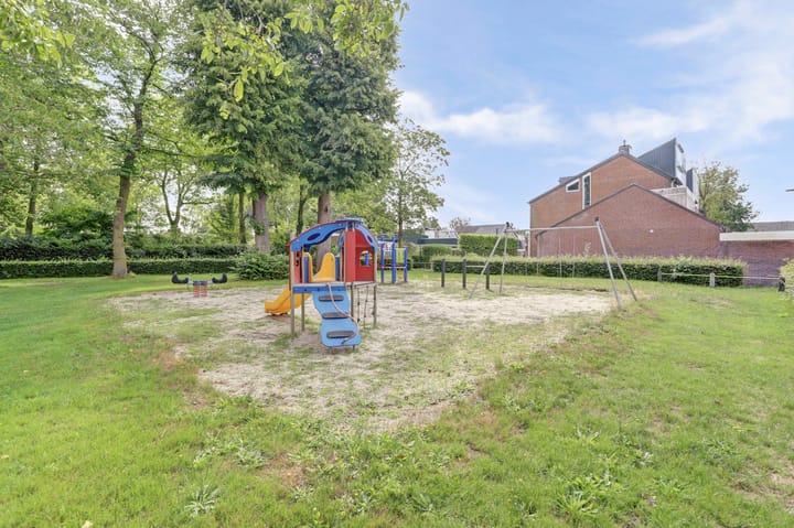 Photo 41 of Lodewijk van Deyssellaan 17