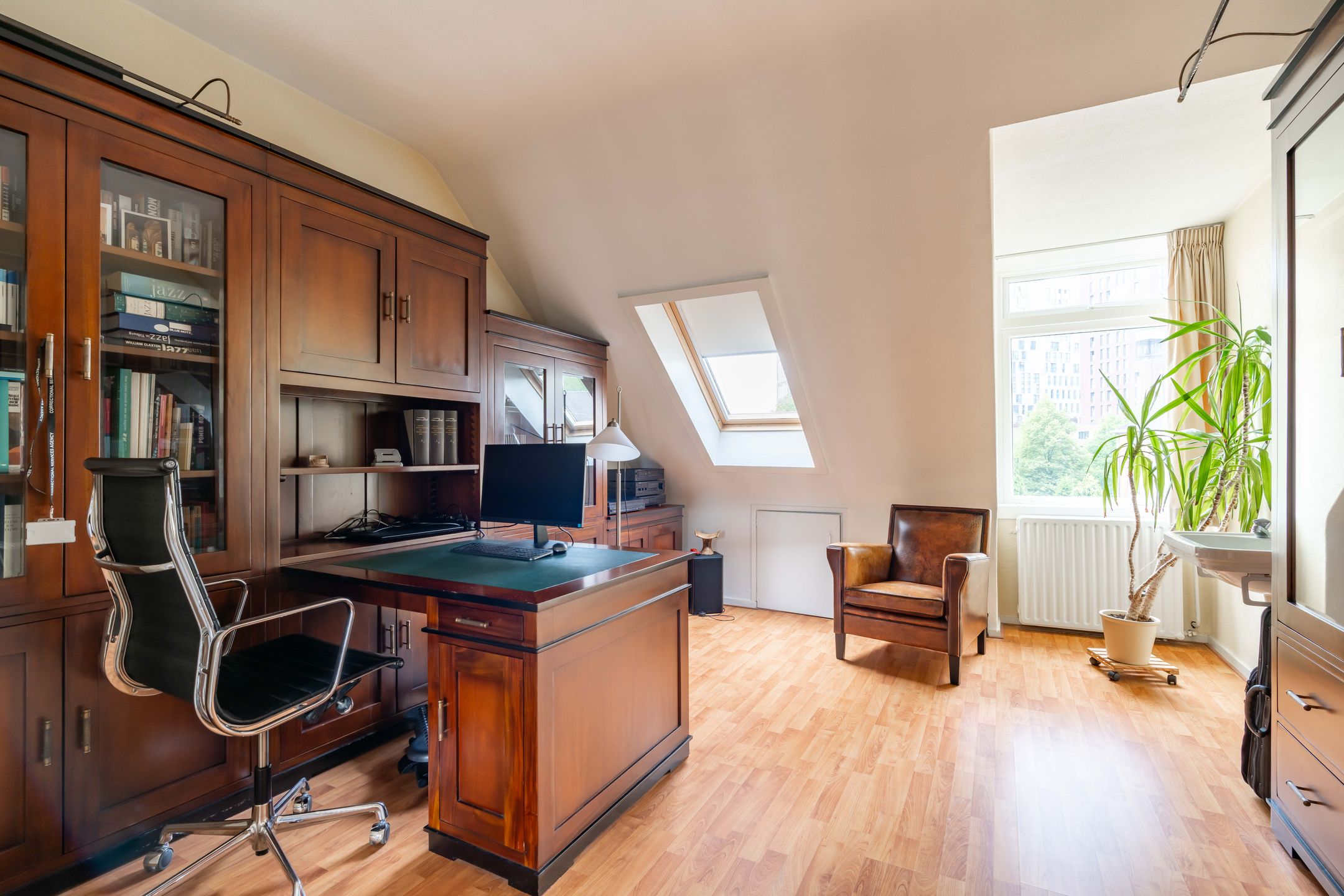 Foto 27 van Louise de Colignystraat 27