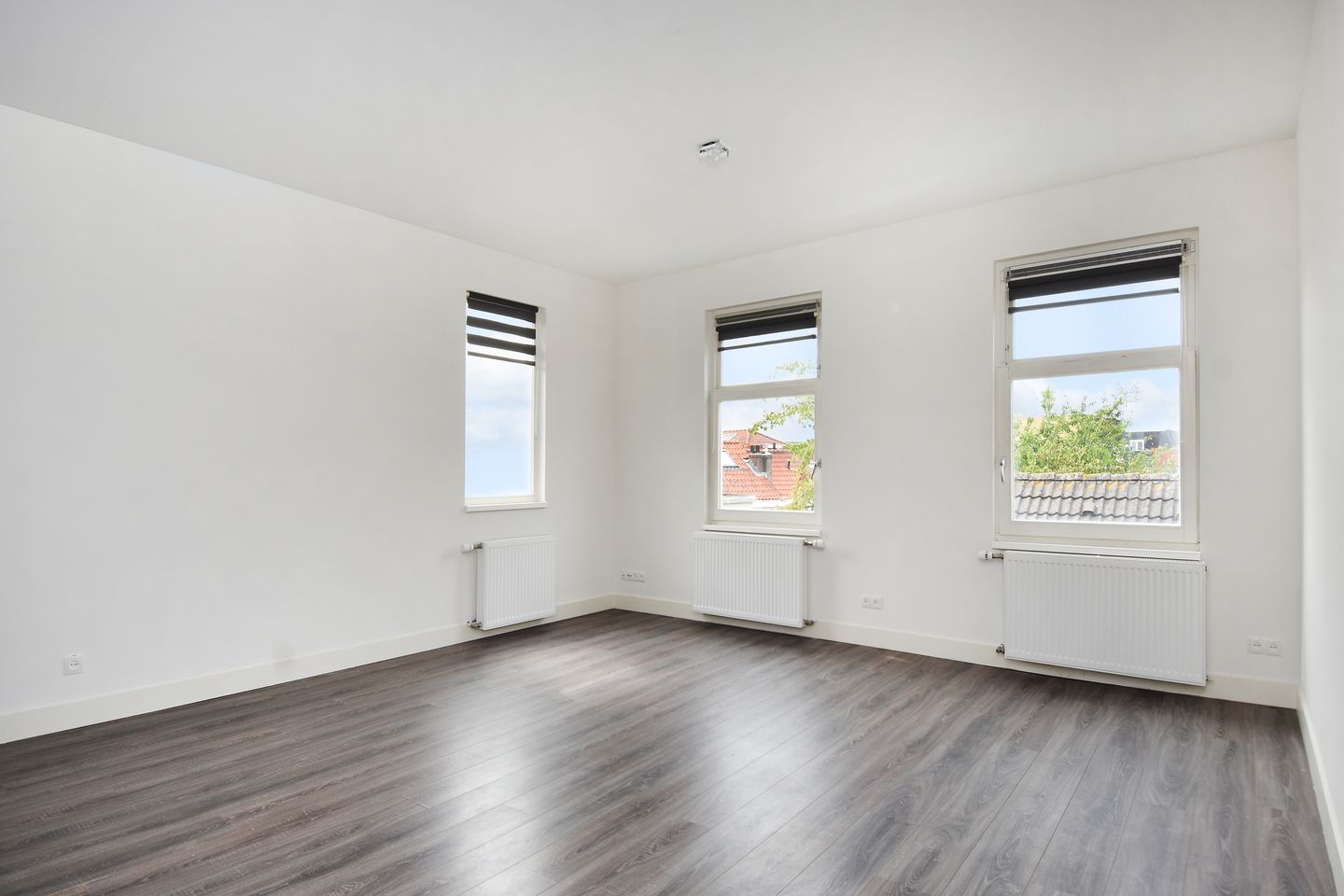 Photo 4 of Nieuwe Langendijk 61-J