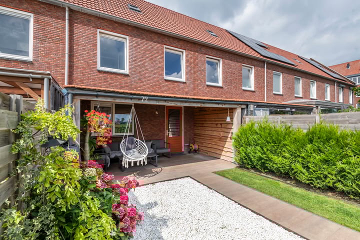 Foto 15 van Esdoornstraat 9