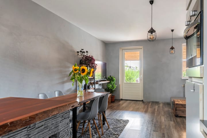 Foto 22 van Esdoornstraat 9