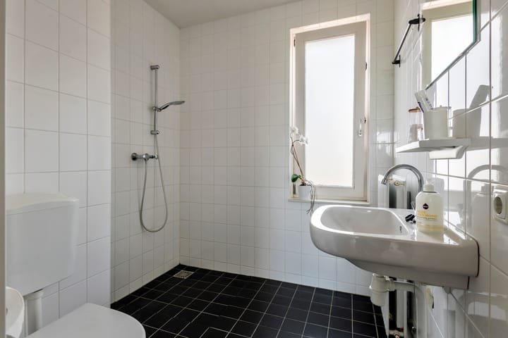 Foto 23 van Esdoornstraat 9