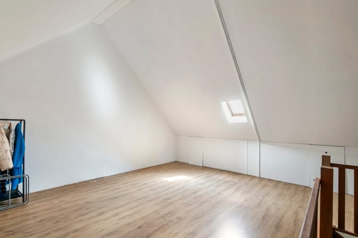 Foto 34 van Esdoornstraat 9