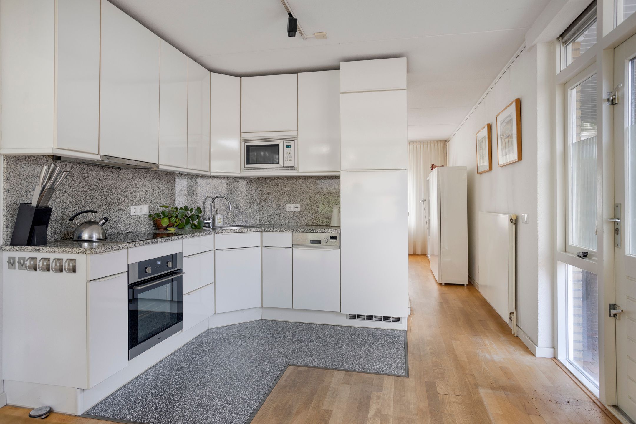 Foto 18 van Robert Kochstraat 47