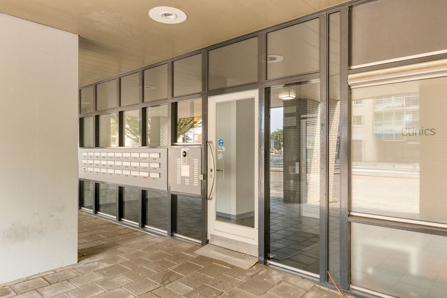 Foto 4 van Pettelaarseweg 182-M