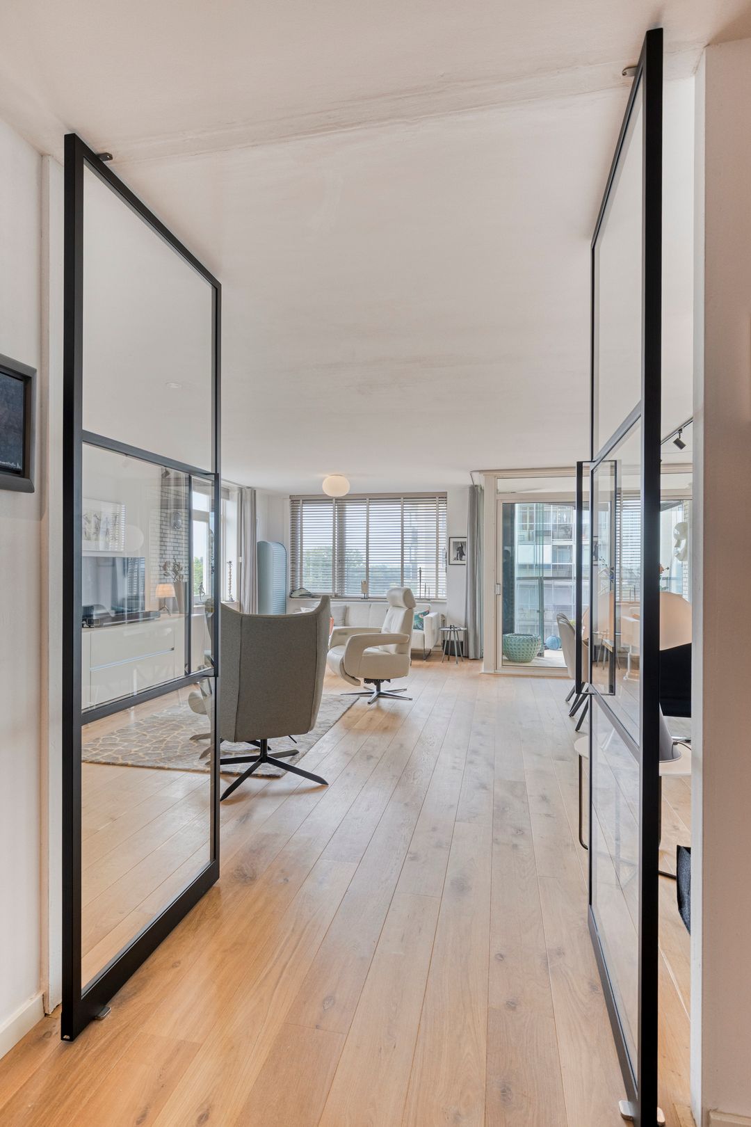 Foto 8 van Pettelaarseweg 182-M