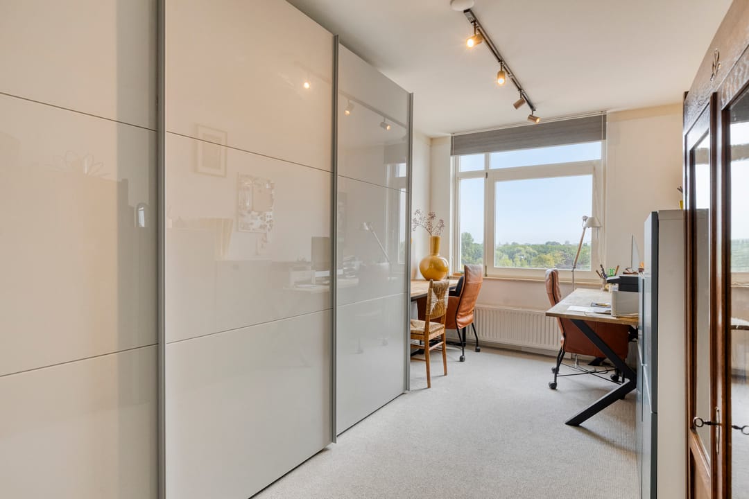 Foto 23 van Pettelaarseweg 182-M