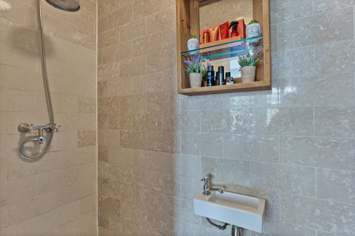 Foto 8 van Julianaplein 13-A