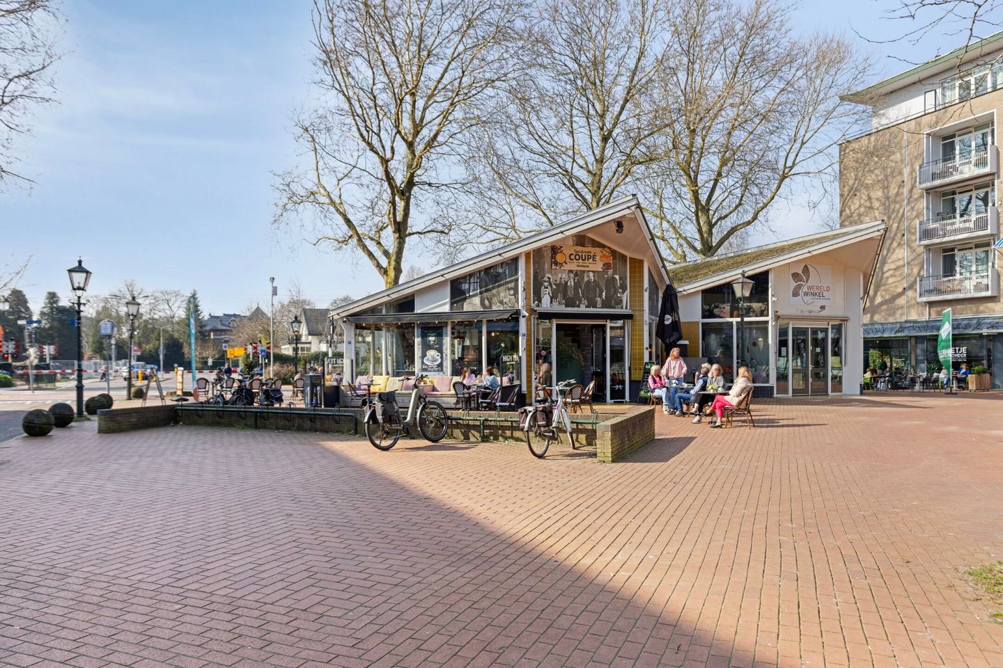 Foto 20 van Julianaplein 13-A