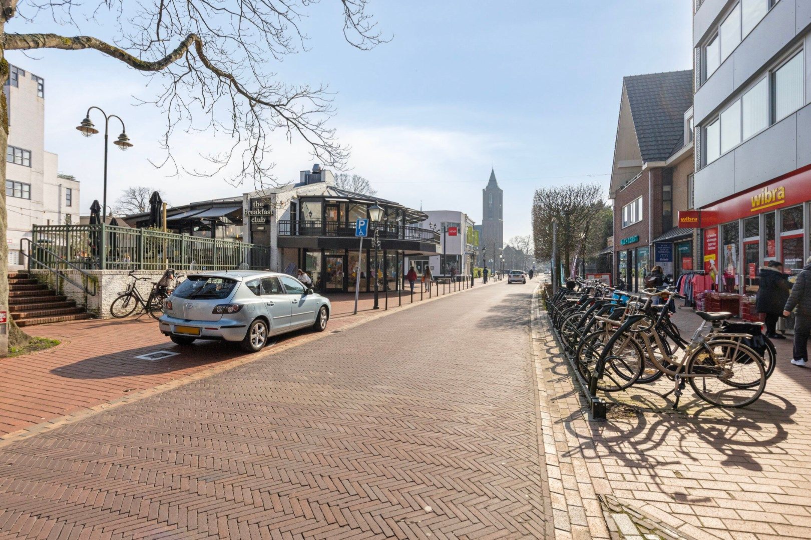 Foto 24 van Julianaplein 13-A