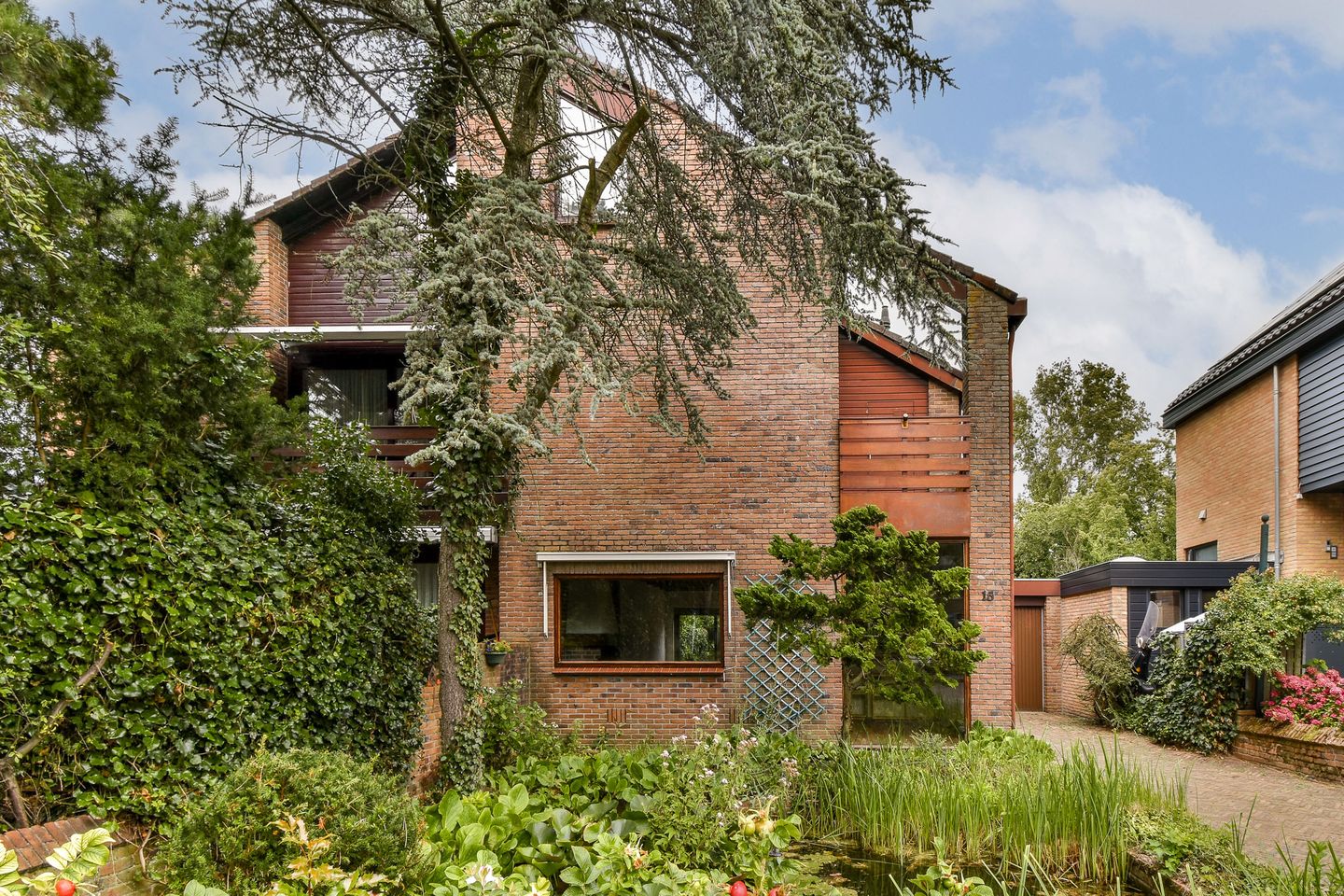 Photo 4 of Jhr. P.N. Quarles van Uffordlaan 15