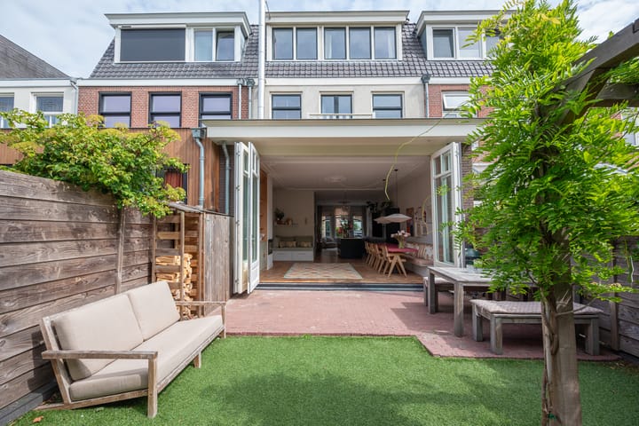 Photo 2 of Aelbertsbergstraat 26