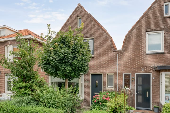 Photo 1 of Soembastraat 24